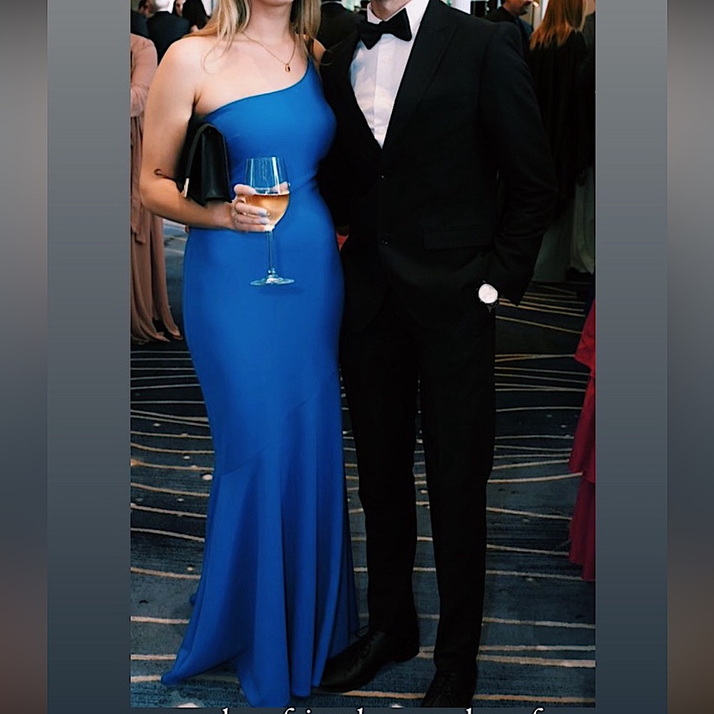 Ball gown/ Prom dress